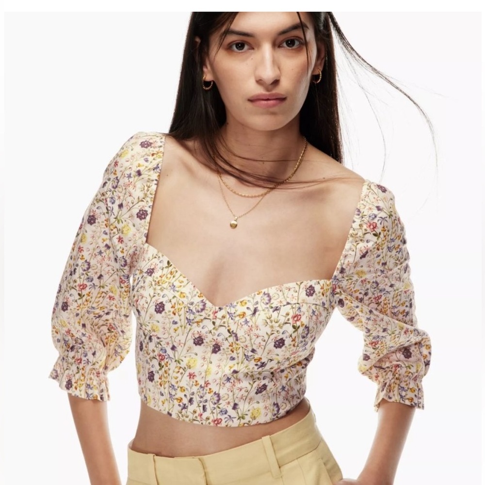 Aritzia Floral Cream Puff-Sleeve Crop Top